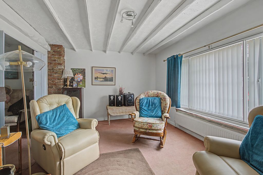 Property photo 2 of 22