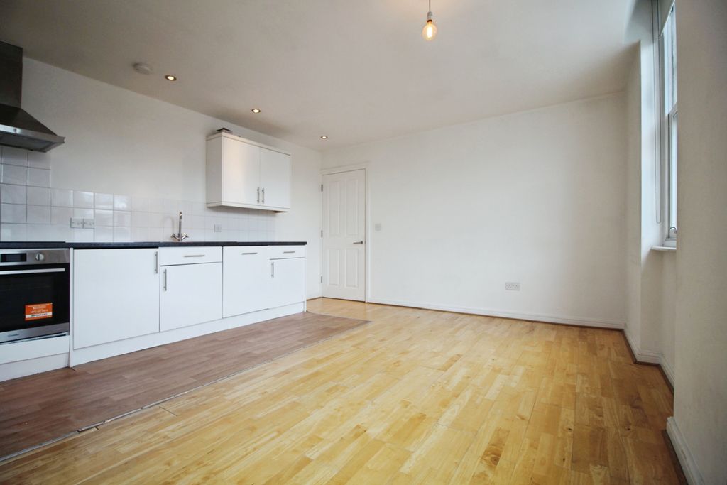 Property photo 2 of 6 75381661-Img_7261.Jpg