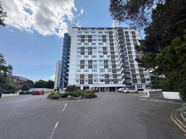 Property photo 1 of 18 Block Shot
