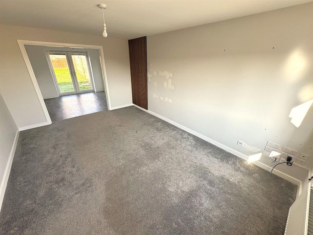 Property photo 3 of 40 Thumbnail_Image0.Jpg