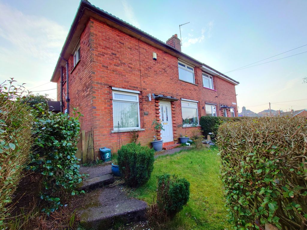 Property photo 1 of 32