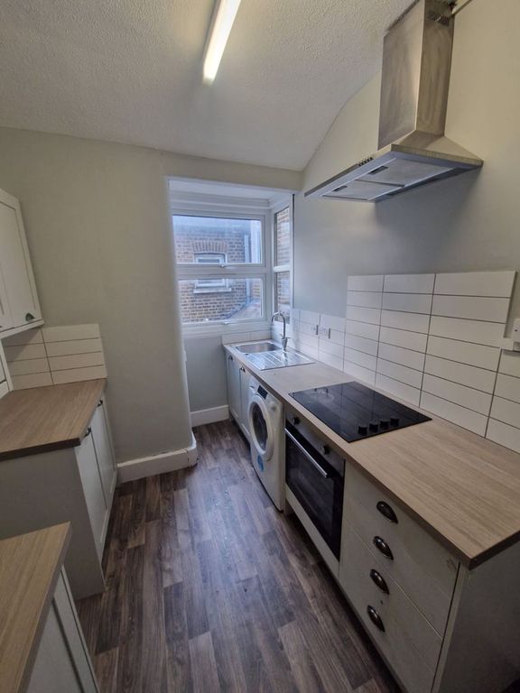 Property photo 3 of 13 Photo 20