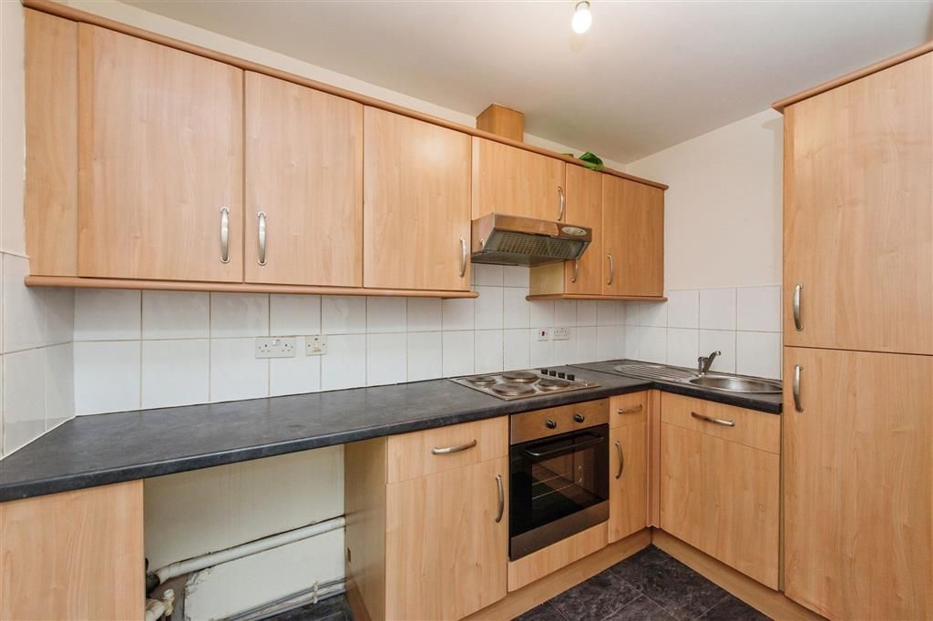 Property photo 2 of 8