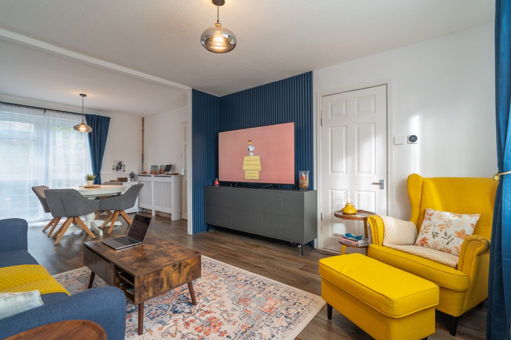 Property photo 3 of 20