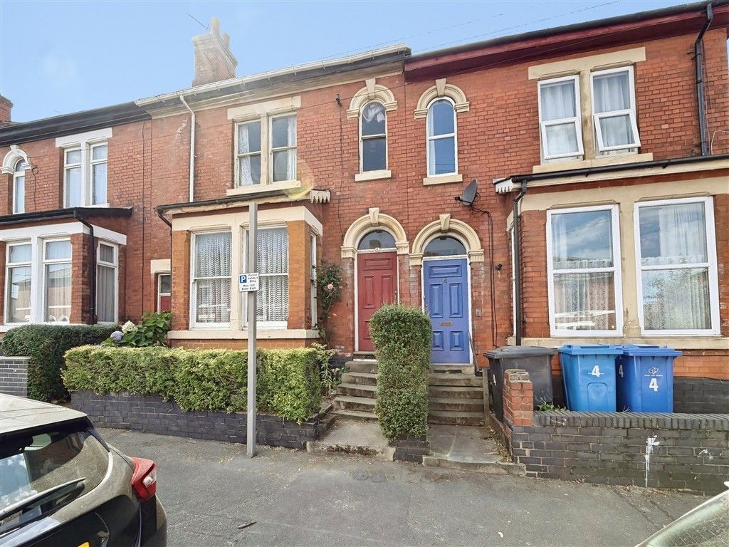 Property photo 1 of 5