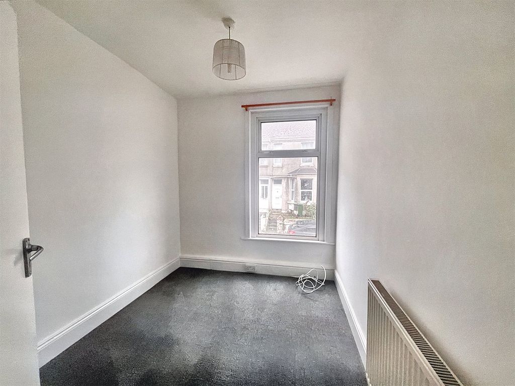 Property photo 2 of 13 Picture No. 02