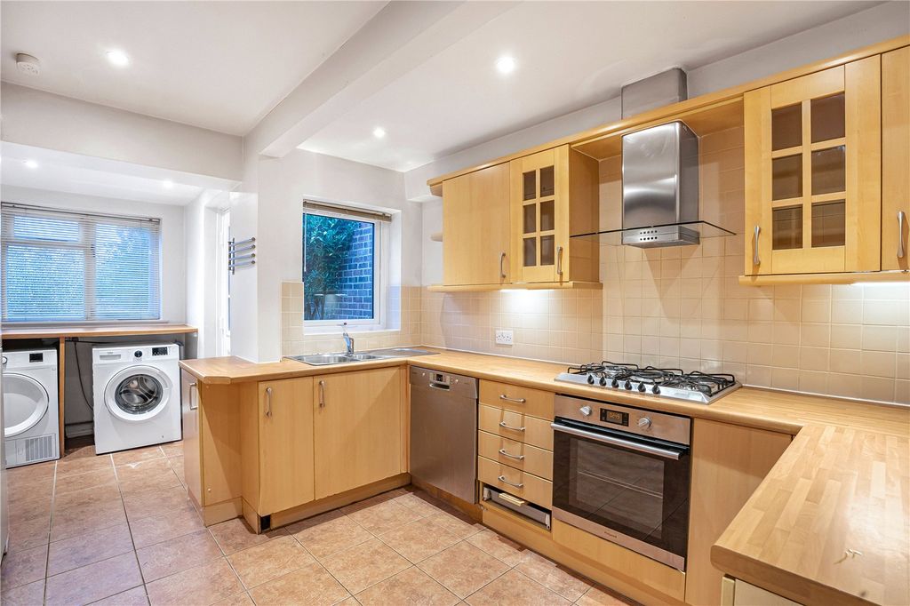 Property photo 2 of 14 Picture No. 09