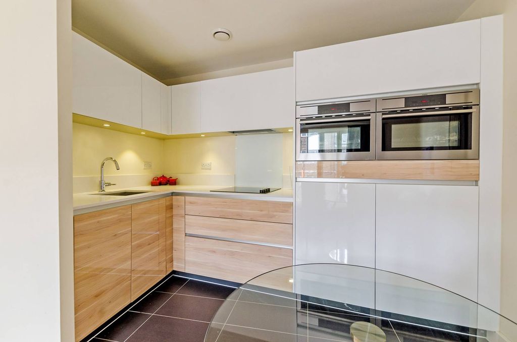 Property photo 3 of 9