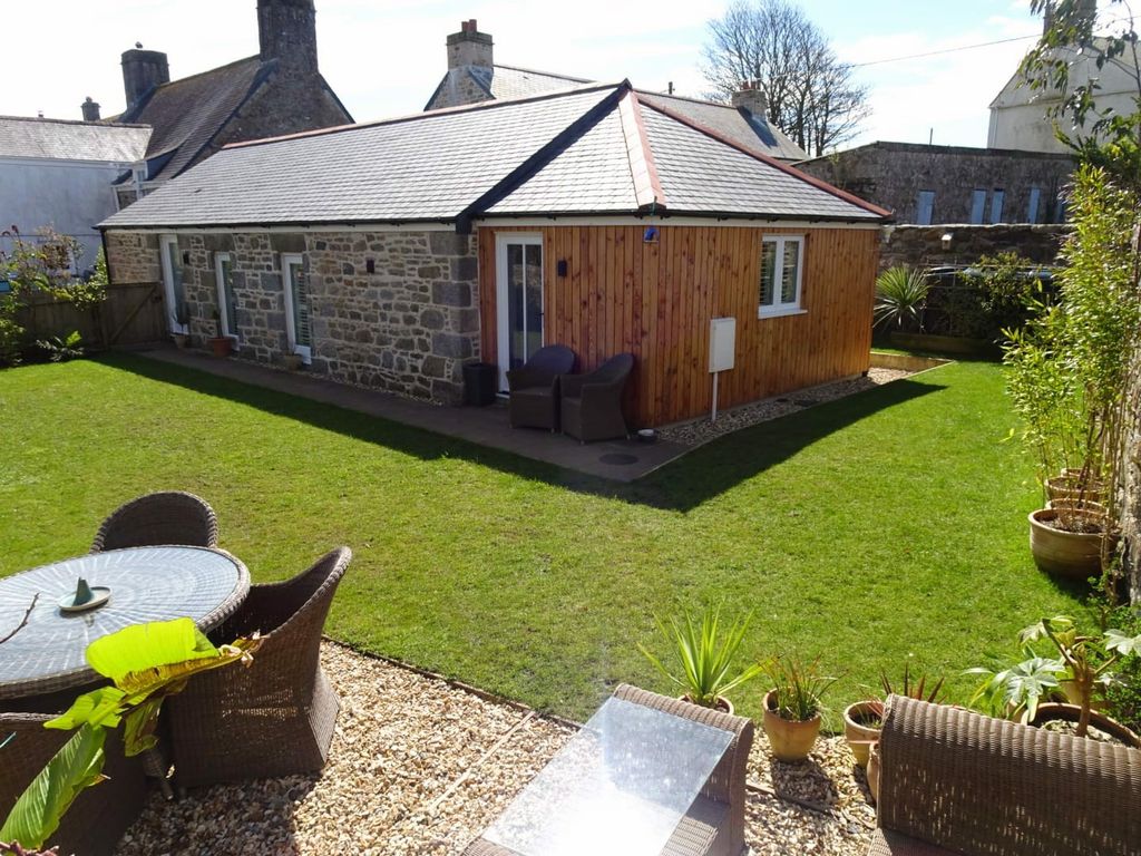 Property photo 3 of 20