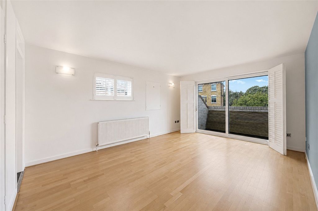 Property photo 3 of 31 Picture No. 34