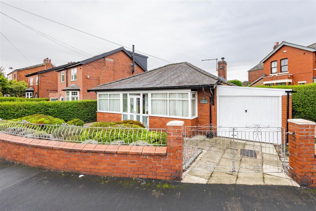 Property photo 1 of 15 Front External