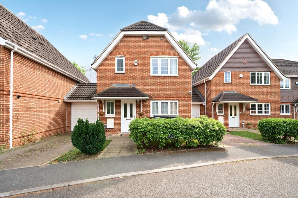 Property photo 1 of 17 External View
