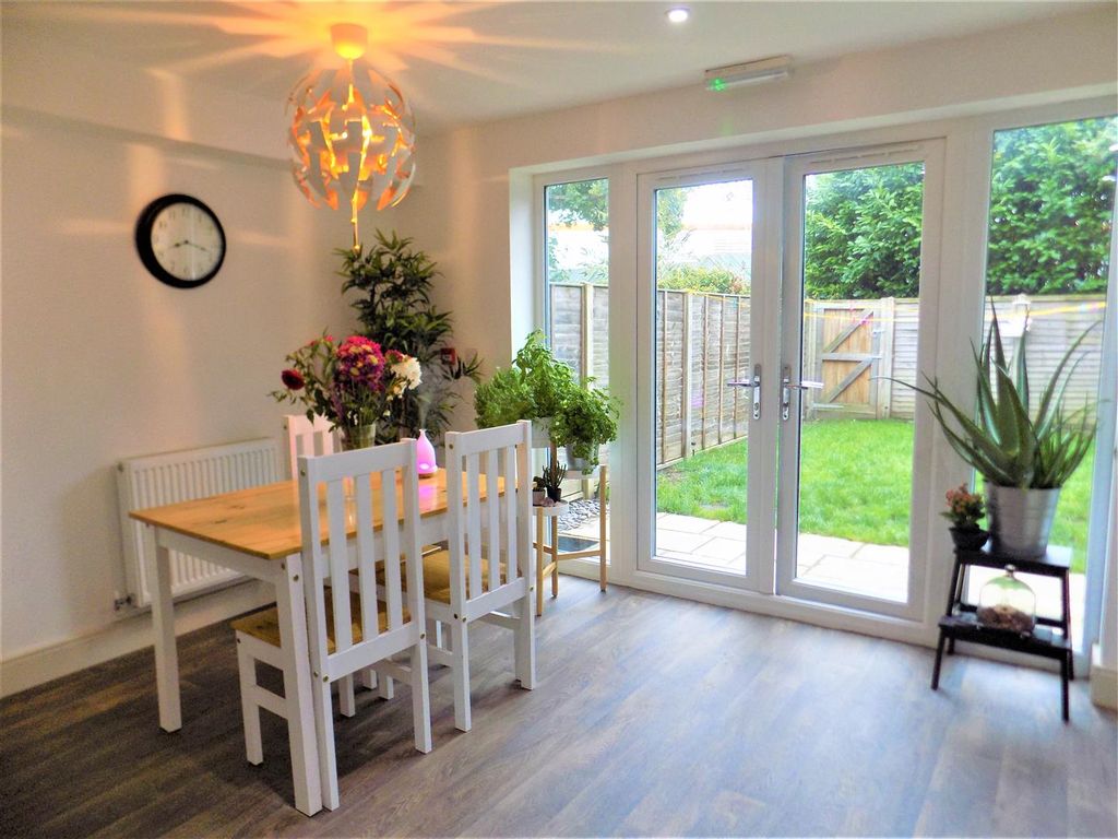 Property photo 3 of 11 Dscn0864.Jpg