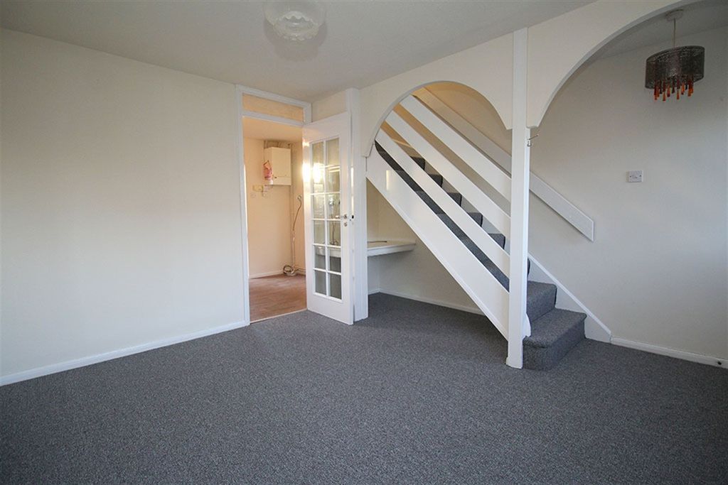 Property photo 2 of 14 Lounge