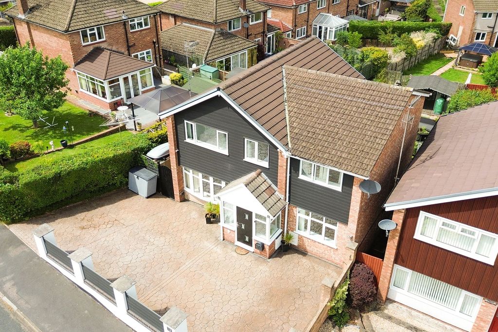 Property photo 1 of 30
