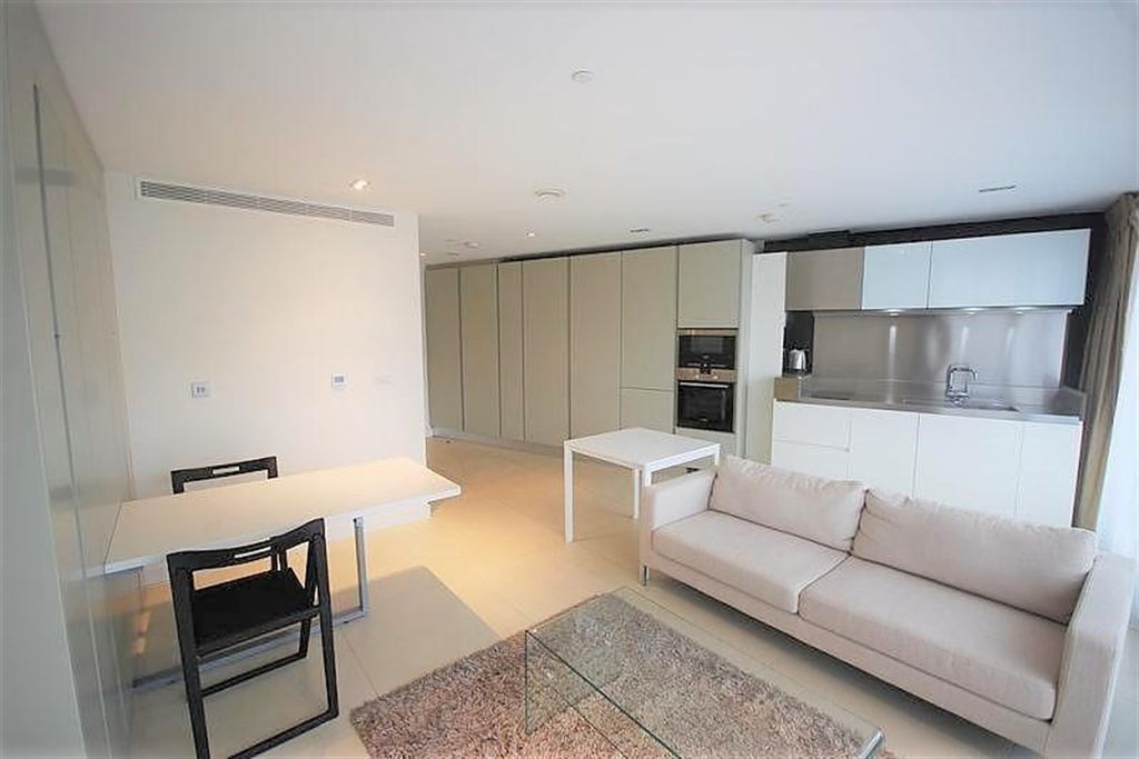 Property photo 1 of 10 (Main)
