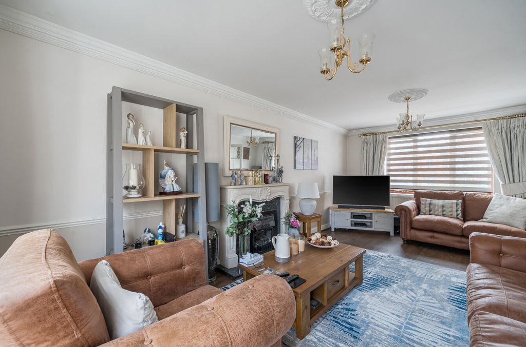 Property photo 2 of 21 1404765-1-697cd2A...