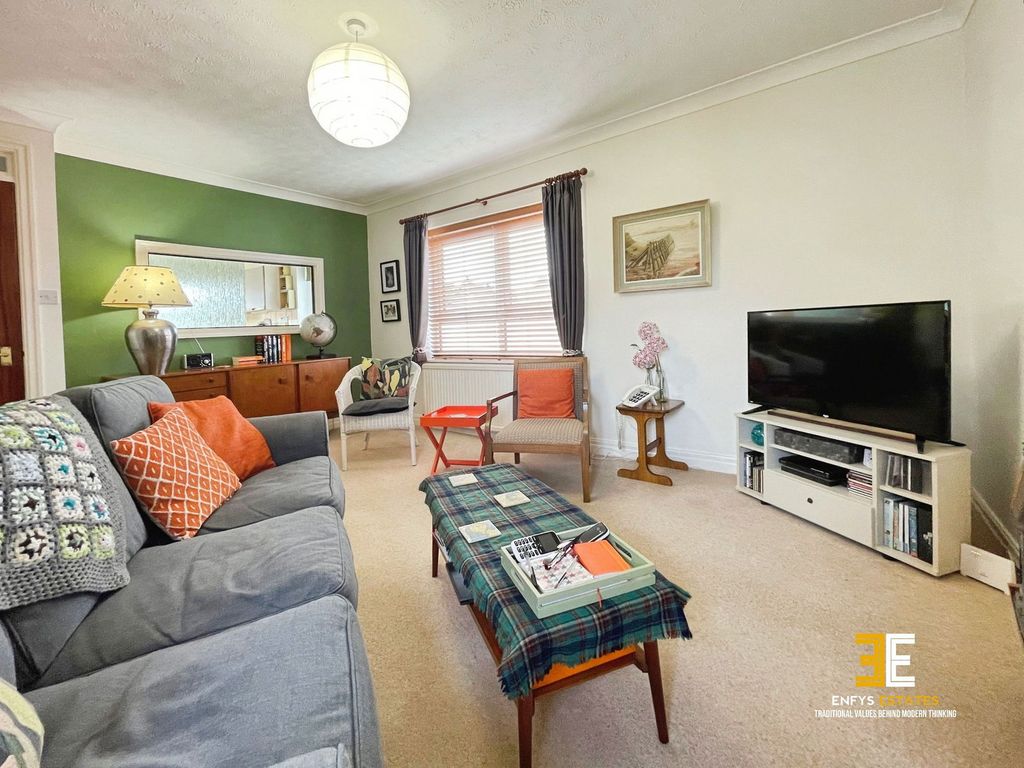 Property photo 3 of 22