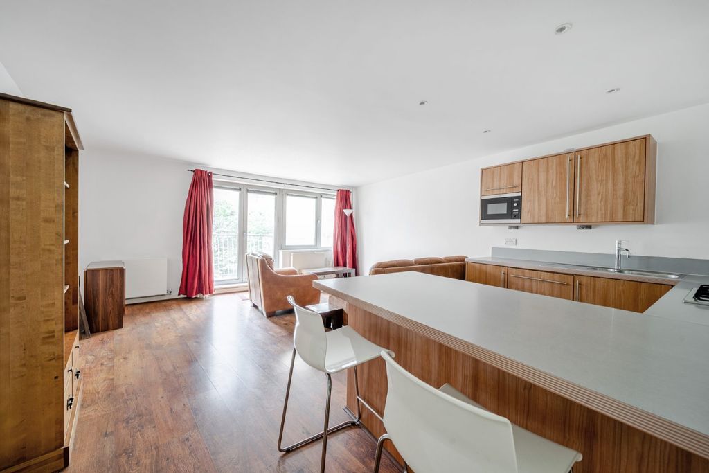 Property photo 1 of 18 Picture No. 23