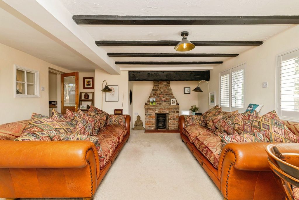 Property photo 3 of 15 Pbox-Img.Jpg