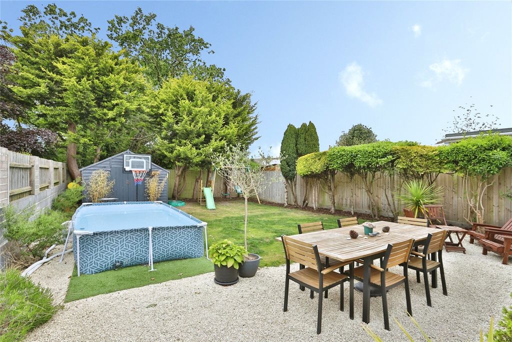 Property photo 1 of 20 Picture No. 09