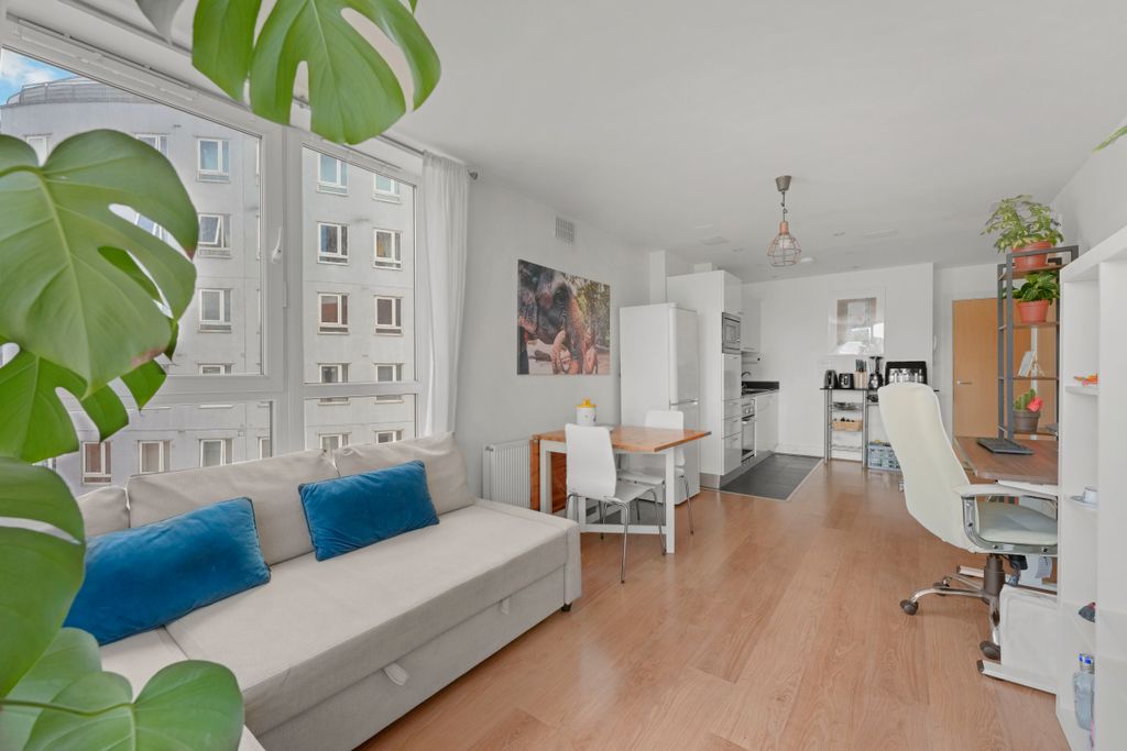 Property photo 1 of 13 _Akp0893