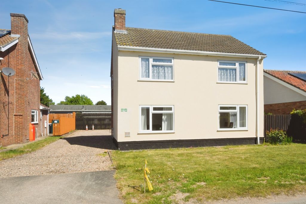 Property photo 1 of 9