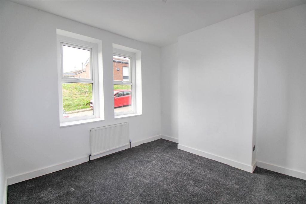 Property photo 2 of 11 Img_7927.Jpg