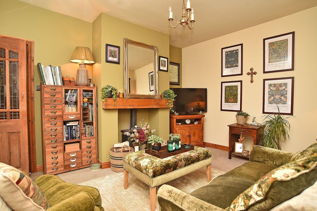 Property photo 2 of 16