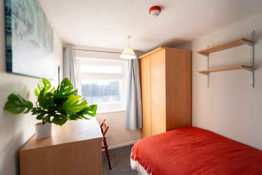 Property photo 2 of 15 Dsc09748