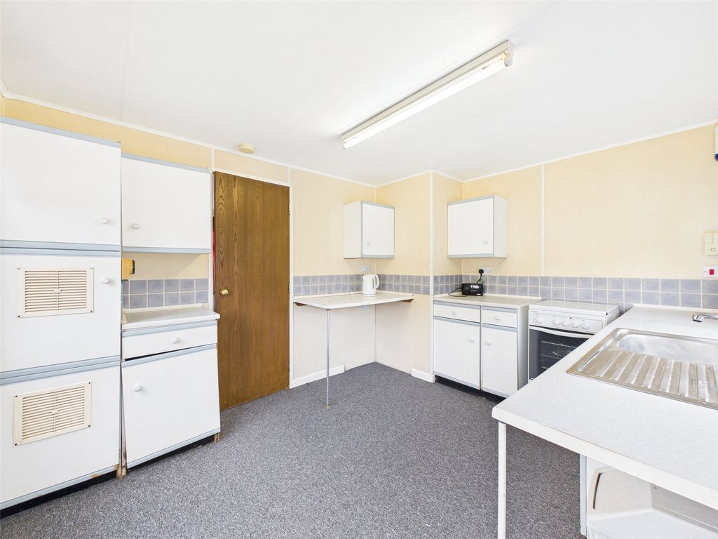 Property photo 2 of 11 Picture No. 07