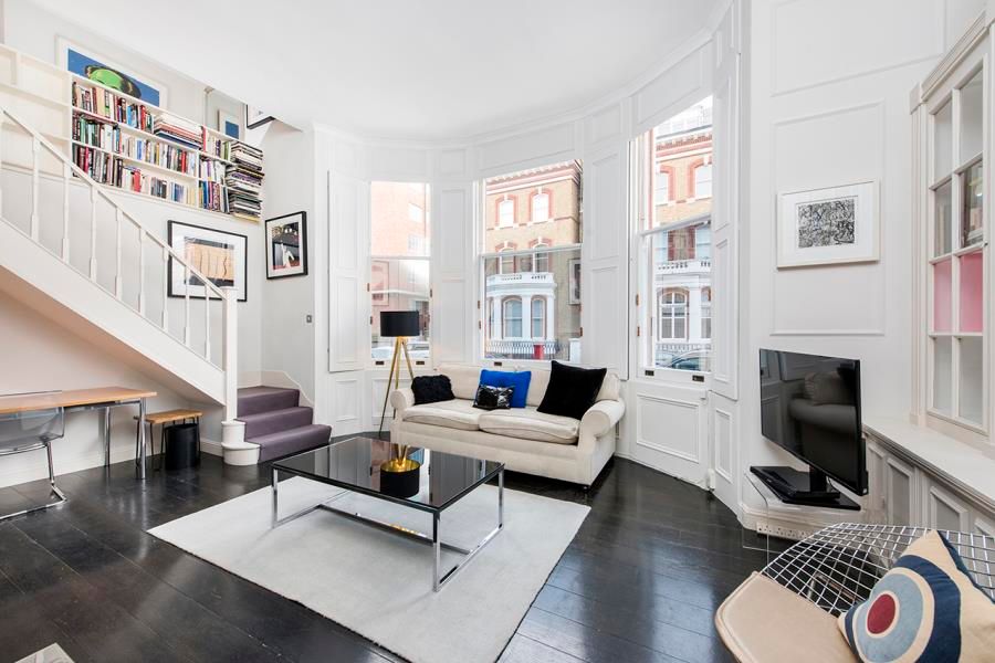 Property photo 2 of 12