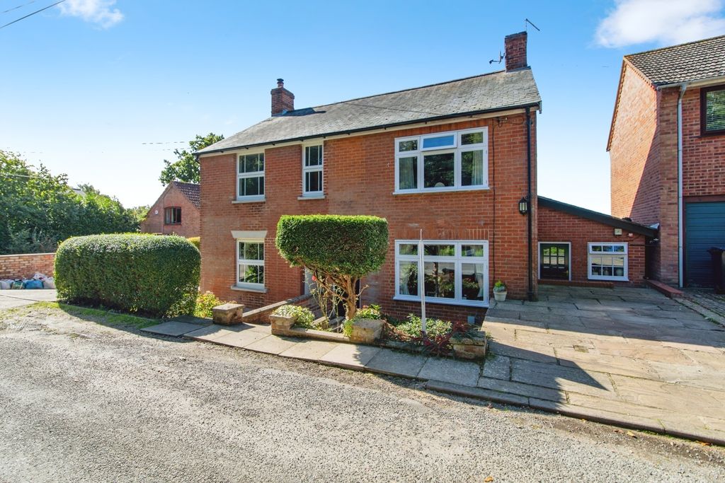 Property photo 1 of 17 Front