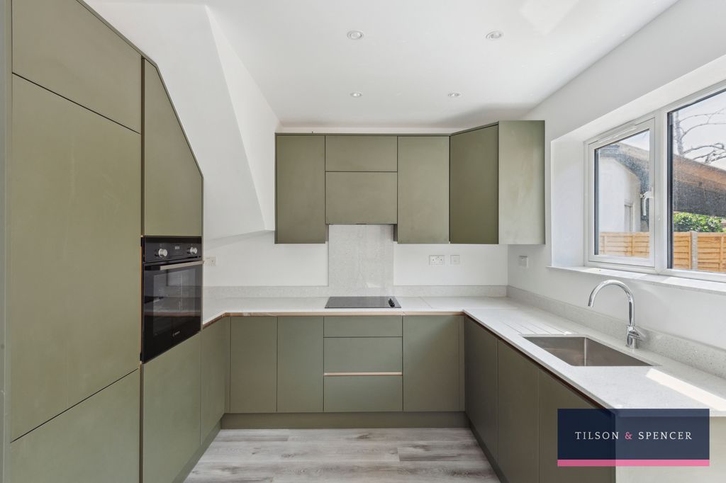Property photo 1 of 16 Kitchen