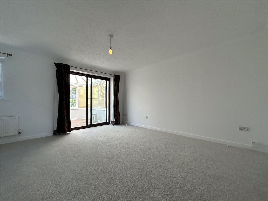 Property photo 3 of 12 Picture No. 22