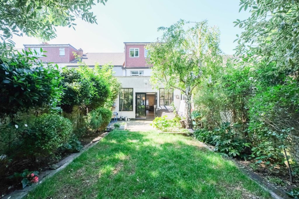 Property photo 3 of 19 5225156