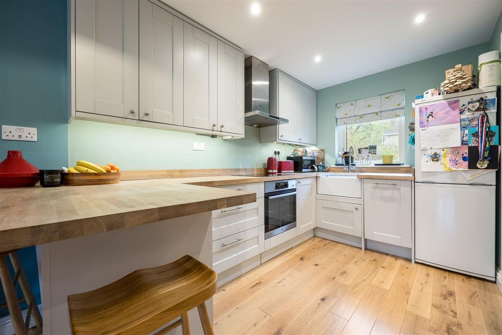 Property photo 3 of 17 Recently Refitted
