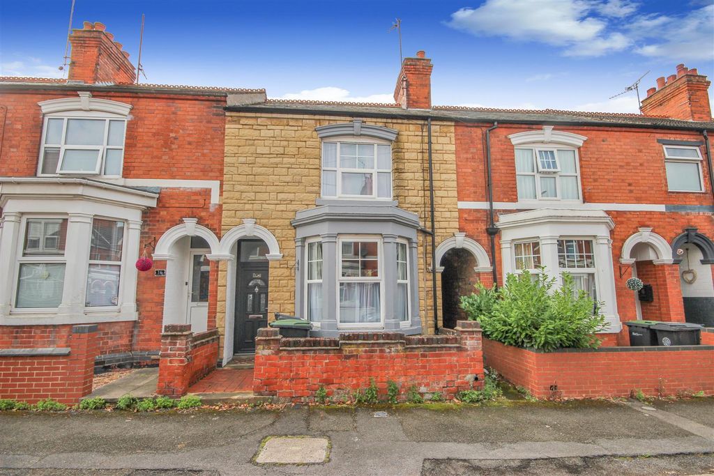 Property photo 1 of 10 Front.Jpg