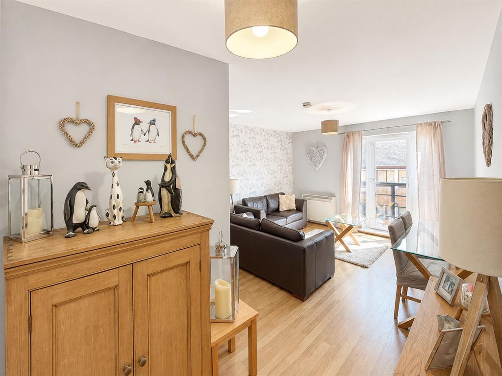 Property photo 3 of 15 Coopers Estate Agents