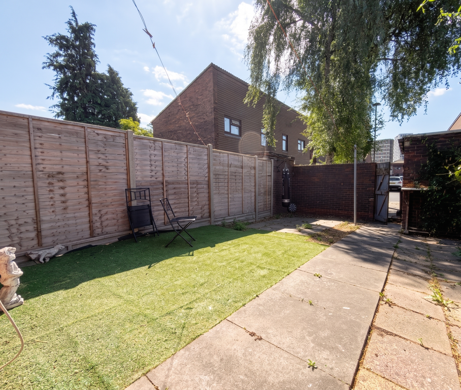 Property photo 3 of 8