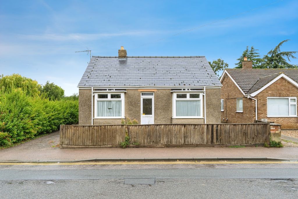 Property photo 2 of 16 Photo