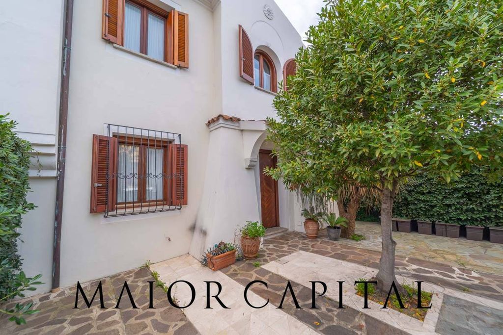 Property photo 2 of 35