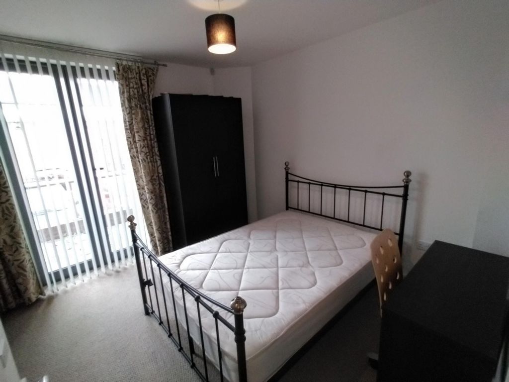 Property photo 3 of 10 (Main)