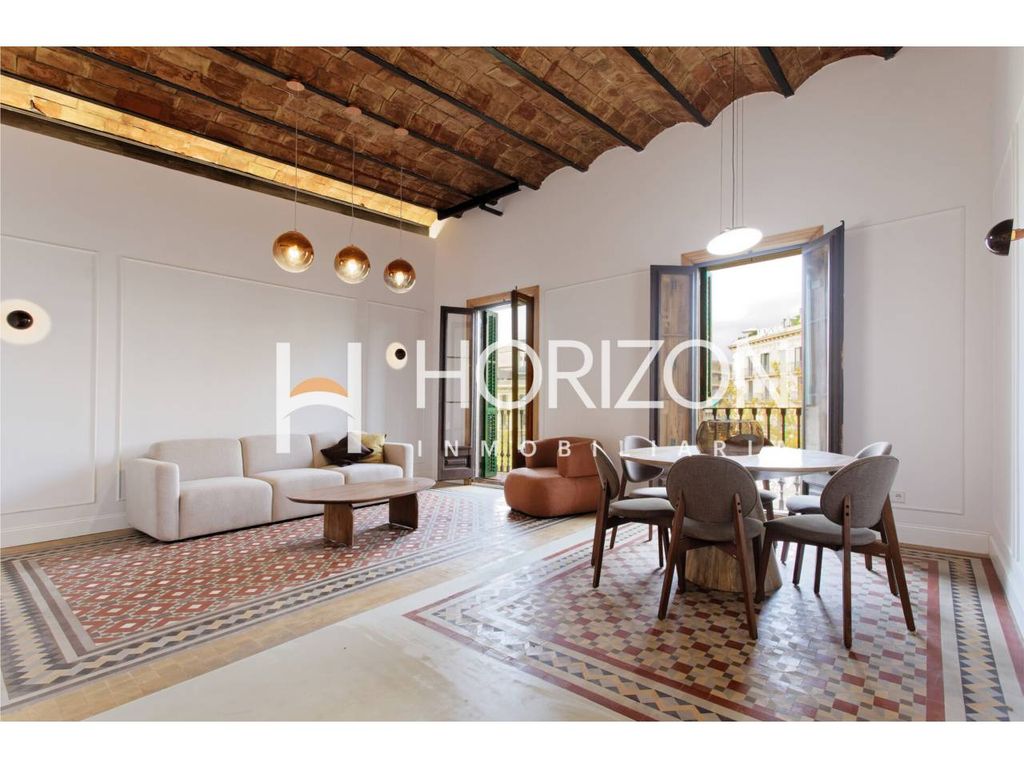 Property photo 1 of 33