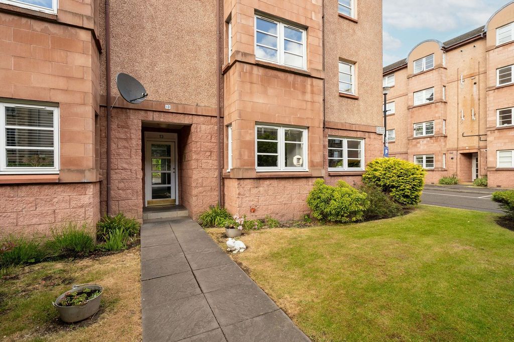 Property photo 2 of 16