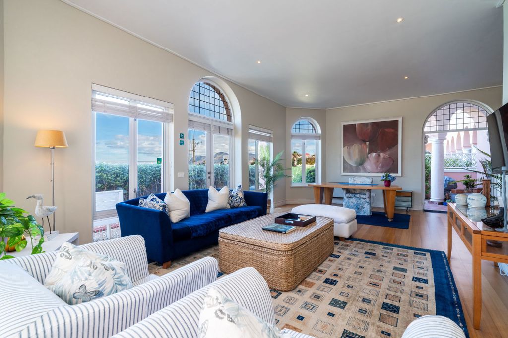 Property photo 1 of 35 Fh1735114