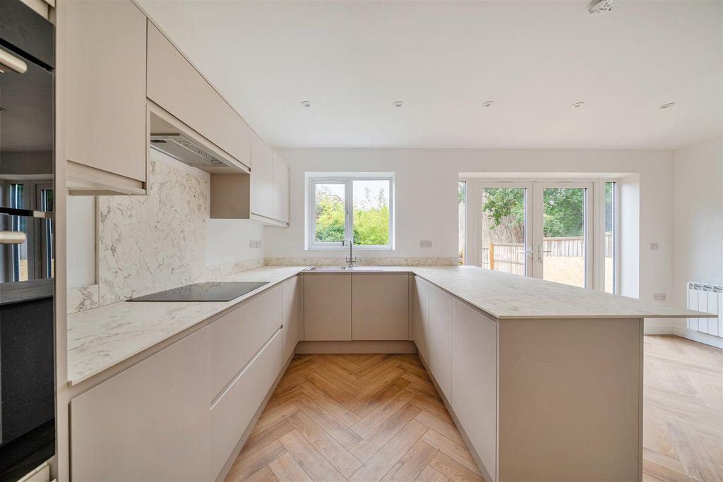 Property photo 2 of 26 1529455-15-1A115c193Dd53.Jpg