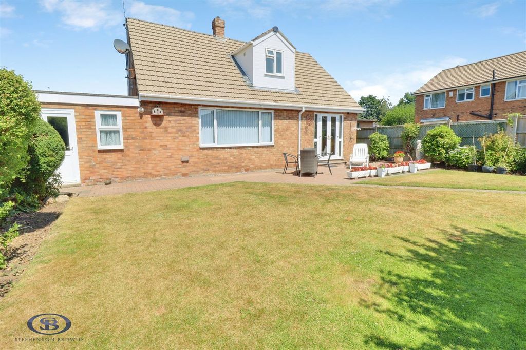 Property photo 3 of 28