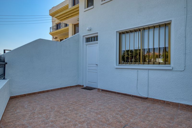 Property photo 1 of 13 Front Patio