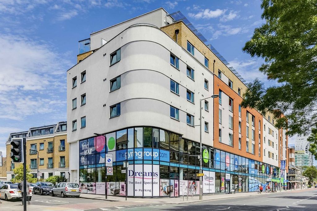 Property photo 1 of 6